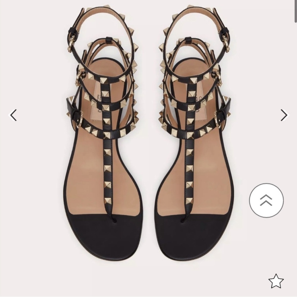 NEW Valentino Rockstud Calfskin flat flip flop sandal size 37 black 🖤 RV $990
